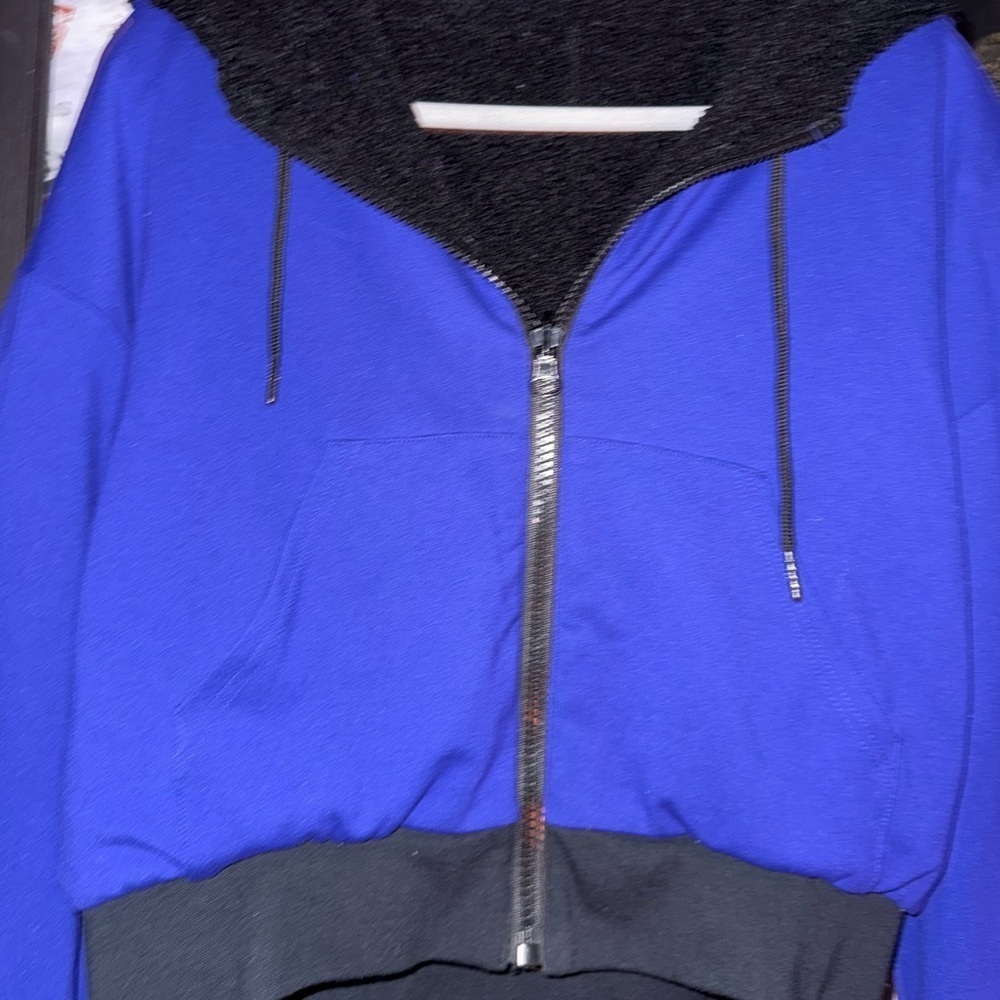 Fabletics Rose Reversible Jacket - Picture 10 of 16